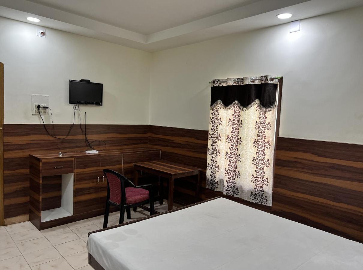 Hotel Thilak Tuticorin Exterior photo